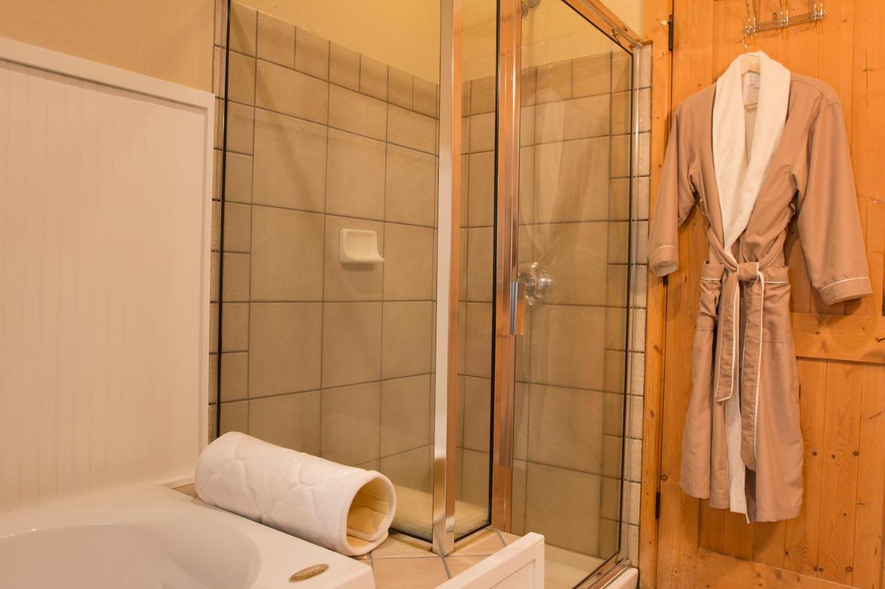 Lazy Bear Lodge Valle Crucis ภายนอก รูปภาพ