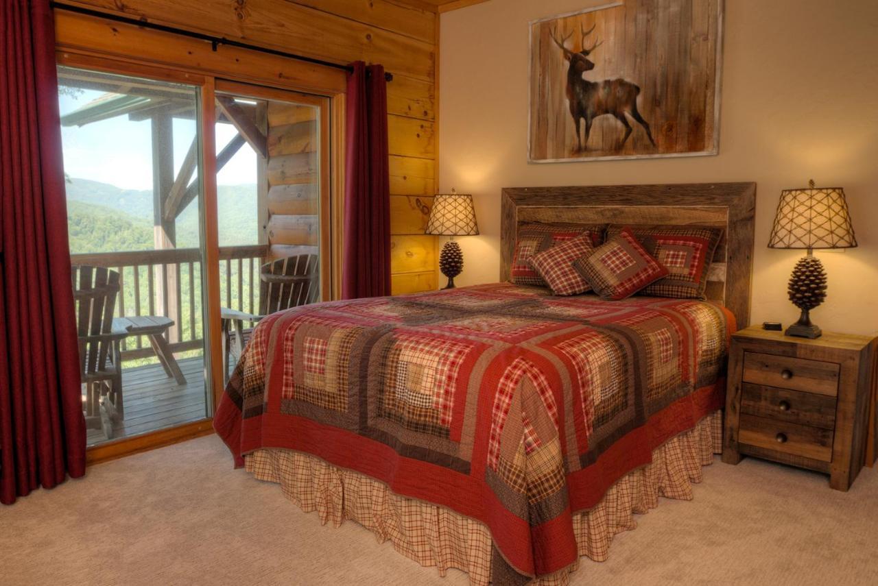 Lazy Bear Lodge Valle Crucis ภายนอก รูปภาพ