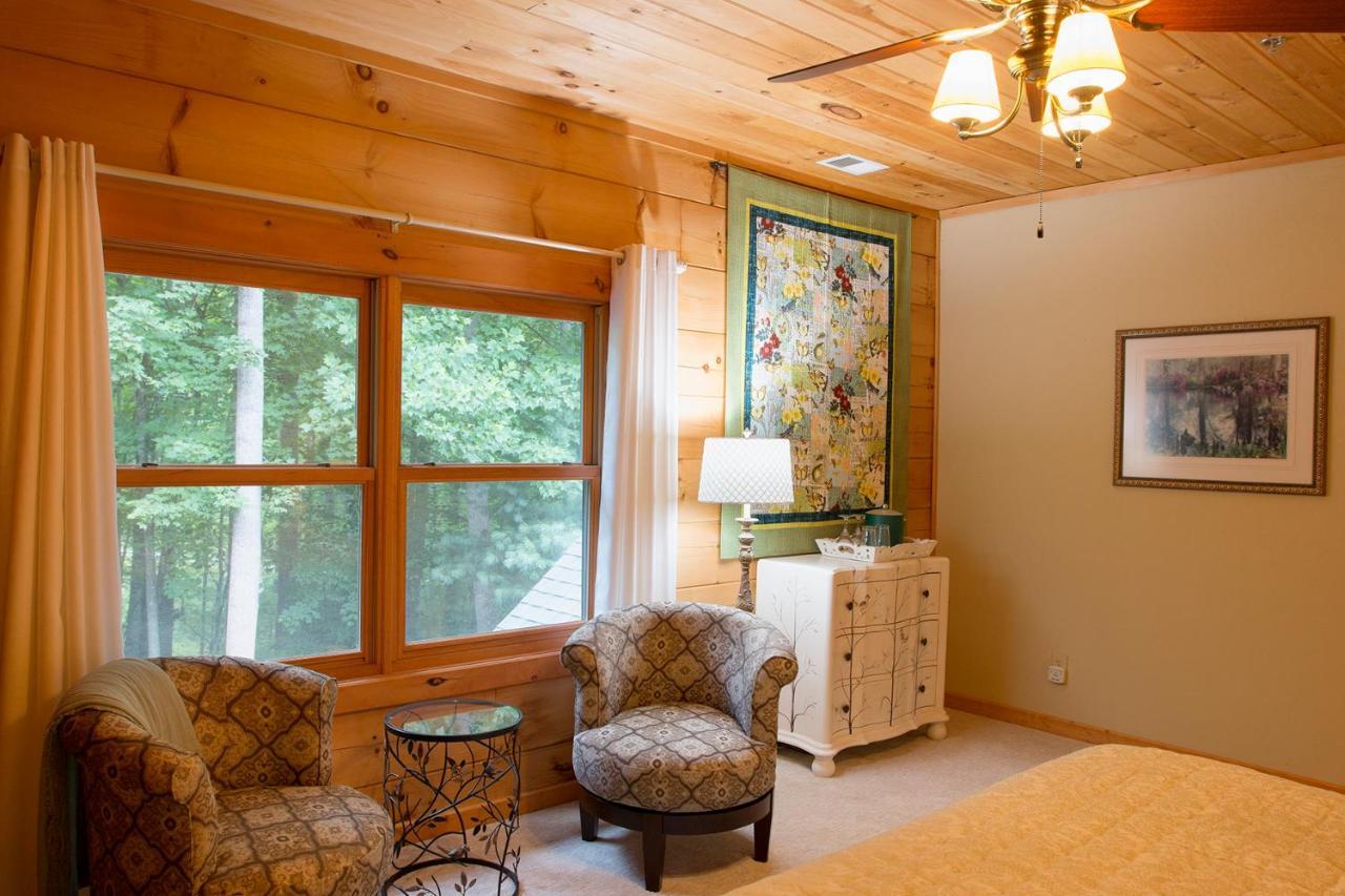 Lazy Bear Lodge Valle Crucis ภายนอก รูปภาพ